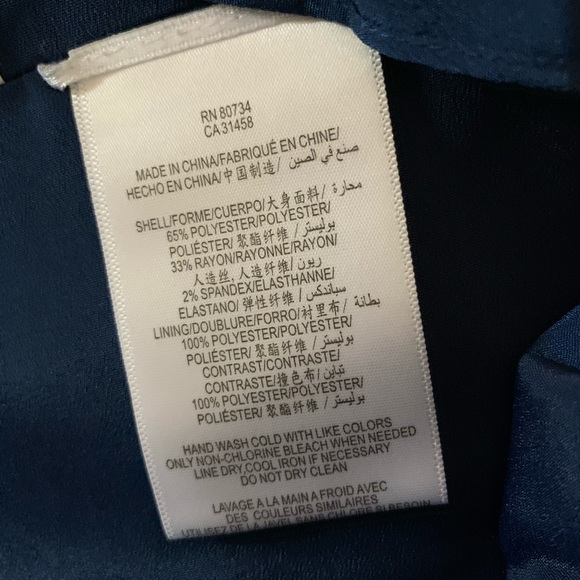 BCBGMaxAzria Peplum Dress with pockets - Picture 8 of 9